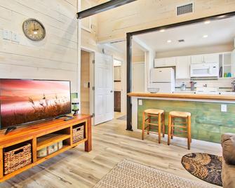 Hayday Getaway - Blanco - Kitchen