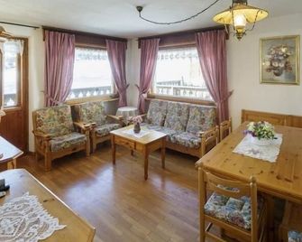 Villa Casanova - Cortina d'Ampezzo - Living room