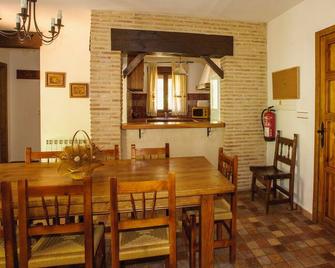 Casa rural Molino Jaraiz - Yeste - Salle à manger