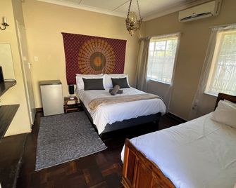 298 on 34th - Pretoria - Bedroom