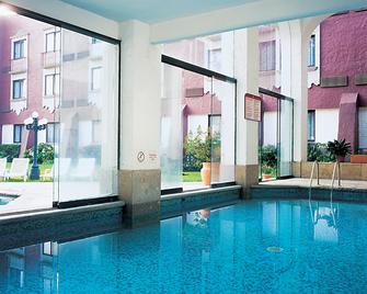 فييستا إن تسالابا - خالابا - حوض السباحة