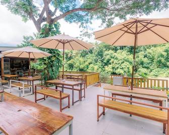 Busai Dream Falls Resort - Loboc - Patio
