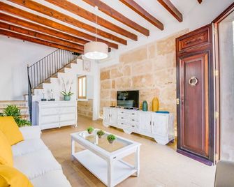 Ideal Property Mallorca - Ca na Serrieta - Alcúdia - Living room