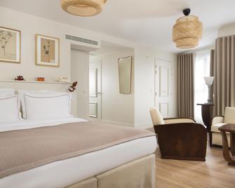 Hotel Celeste Batignolles Montmartre - Paris - Bedroom