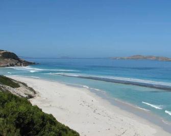 Alexander Drive B & B - Esperance - Playa