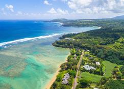 Charming cottage, nearby access to Anini beach - 85 steps away - Kilauea - Building