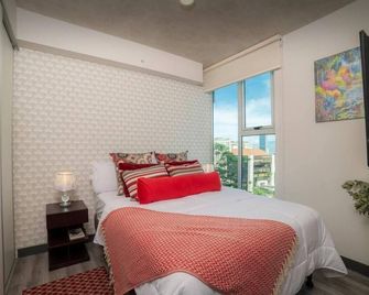 Secrt Sabana 2br · Spacious & Bright · Parking, Pool & Gym · Apt 1101 - サンホセ - 寝室