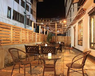 Wangchuk Hotel - Thimphu - Patio
