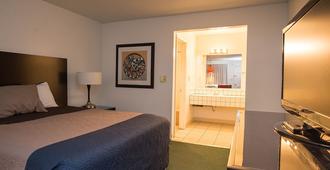 Cougar Land Motel - Pullman - Bedroom