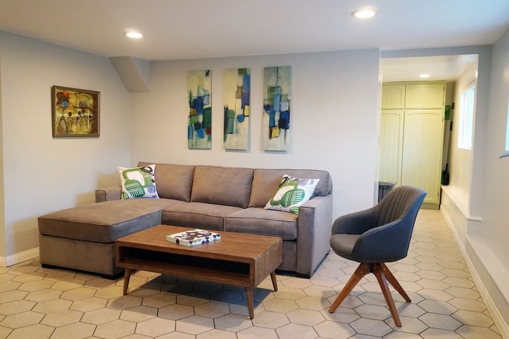 Spacious, Modern Comfort at Griffith Park - לוס אנג'לס - סלון