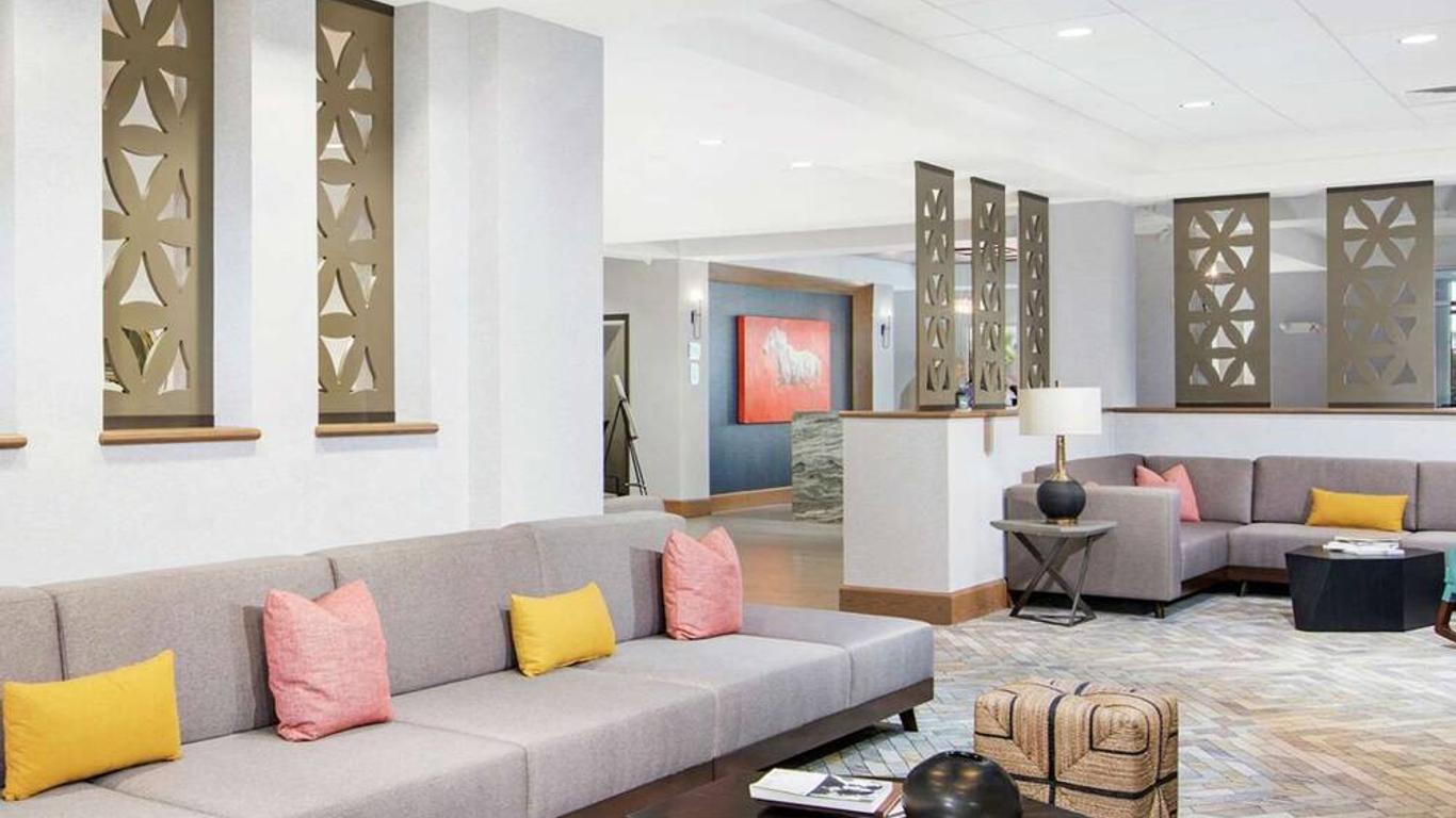 DoubleTree by Hilton San Antonio Northwest