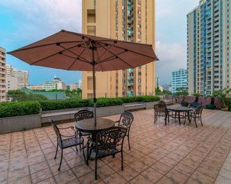 Super 8 by Wyndham Guangzhou Railway Station - Canton - Balcó