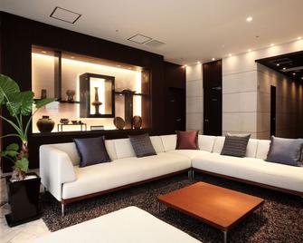 أوكاياما كوراكاو هوتل - أوكاياما - غرفة معيشة