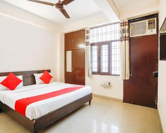 Hotel O Av Residency Near Botanic Garden Of Indian Republic - Noida - Ložnice