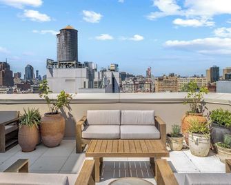 Freeman 603 by Rove- Studio with Shared Amenities - Nowy Jork - Balkon