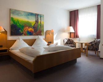 Hotel Gasthof Zum Storch - Schlüsselfeld - Schlafzimmer