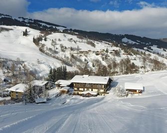Ski in Ski out Hotel Unterellmau - Hinterglemm - Außenansicht