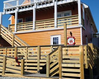 Red Beard's Retreat Suite 1 - Cozy, Private getaway 2 BR 1 Bath, Pet friendly - Ocracoke