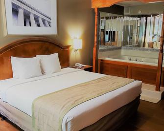 Days Inn by Wyndham Towson - Towson - Slaapkamer