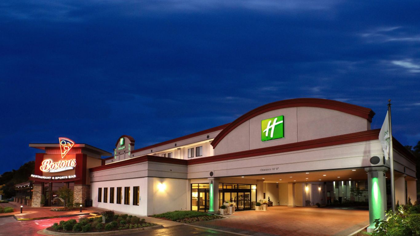 Wyndham Grand Executive Center Little Rock Airport