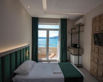 Hotel Royal - Radhimë - Hallway