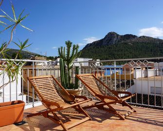 Rusticae Hotel Mardenit - Orba - Balcón