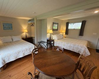Hawks House Inn - Walpole