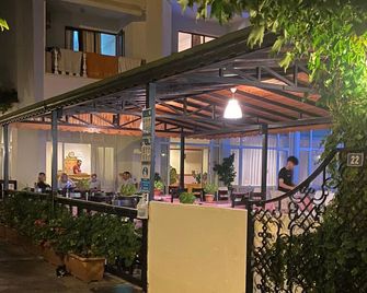 هوتل أنفير - مارماريس - شرفة مرصوفة