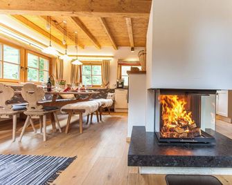 House with terrace | Close to the ski - Fieberbrunn - Eetruimte