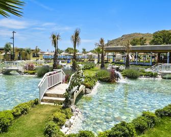Club Marma Hotel - Akyarlar - Utsikt