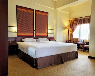 Hotel Sibayak International - Berastagi