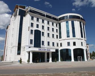 Kars Park Hotel - Kars - Building