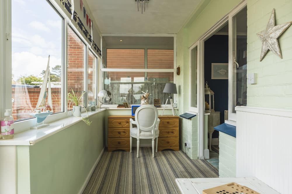 The Royson Guest House - שאנקלין - מרפסת