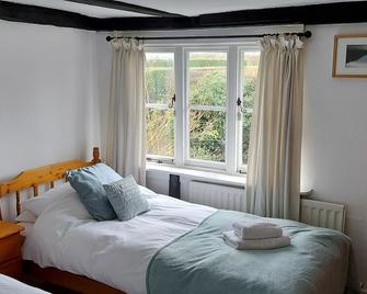 3 Bedroom Period House in Wingham, Canterbury - Wingham - Habitación