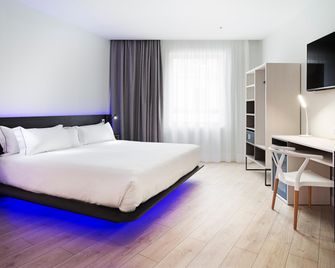B&B Hotel Madrid Centro Puerta del Sol - Madrid - Habitación