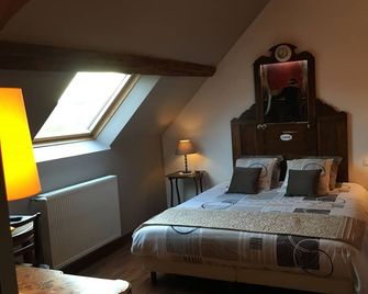 Chambre d'Hôtes du Domaine de la Haute Poignandiere - Saint-Germain-de-la-Coudre - Habitación