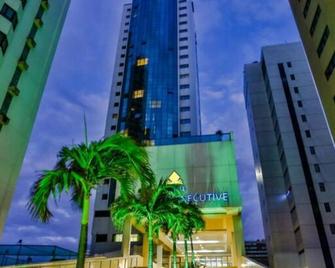 Nobile Suítes Executive - Recife - Edificio
