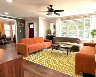 Well-equipped Durant Home: 4 Mi to Choctaw Casino! - Durant - Salon