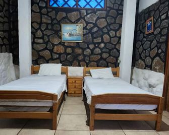 Galapagos Penguin Hostel - Puerto Ayora