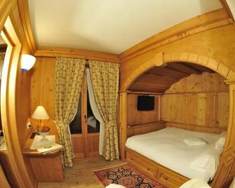Hotel Baita Fiorita - Santa Caterina Valfurva - Bedroom