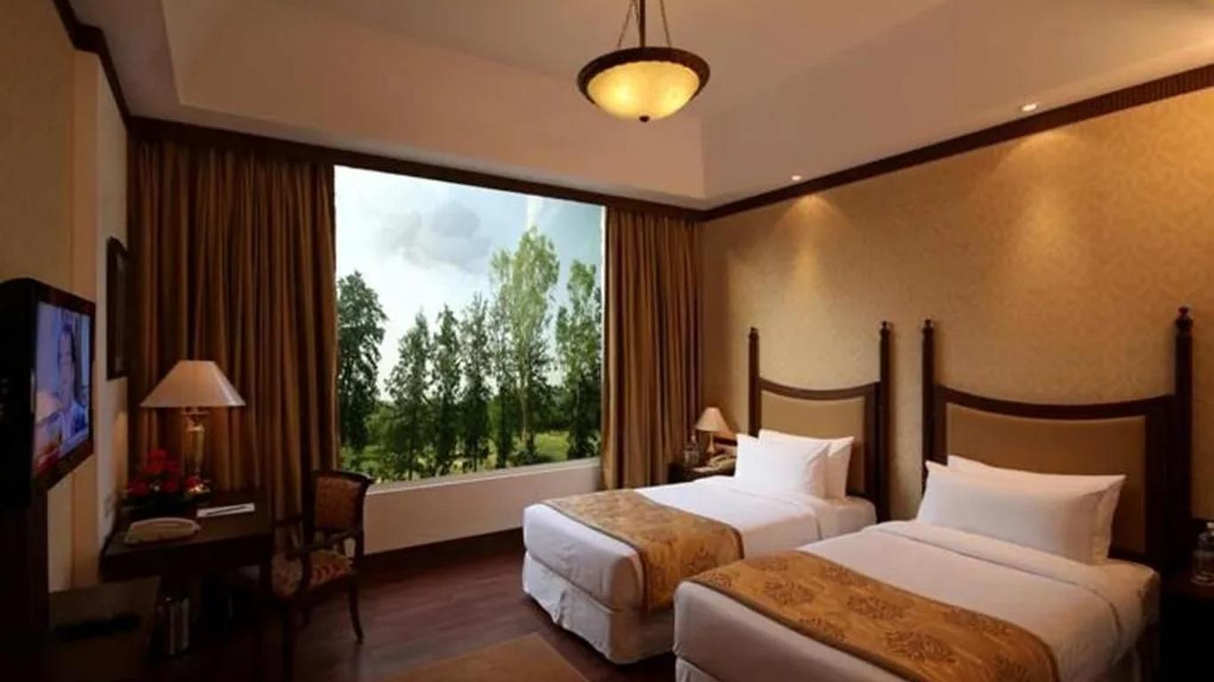 Country Inn Suites Satbari