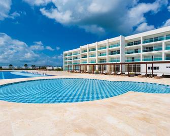 Marina Puerto Velero - Tubará - Piscina