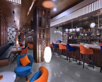 Quest Prime Cikarang By Aston - Cikarang - Bar