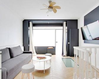 Modern apt-1BR-4P-Atelier des lumières museum - Pariisi - Olohuone