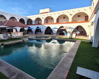 Hacienda Bugambilias - La Paz