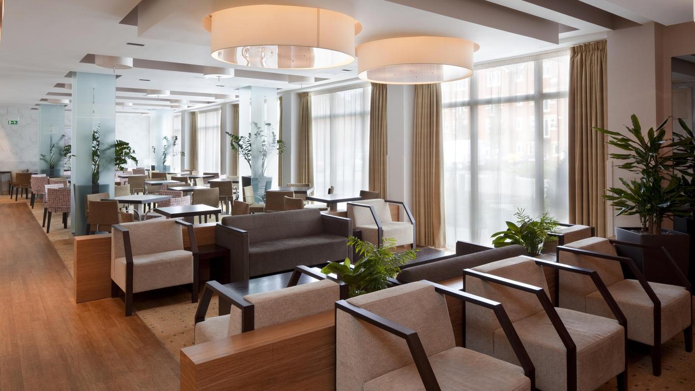 Holiday Inn Express Birmingham - Redditch By IHG