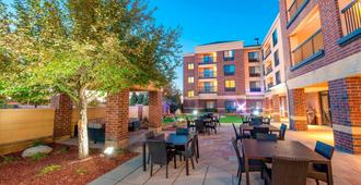 Courtyard by Marriott Denver South/Park Meadows Mall - Englewood - Uteplats