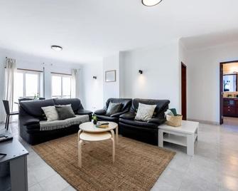 Casa Timor - Perfect Stay for Exploring Lagos & Algarve - Lagos - Pokój dzienny