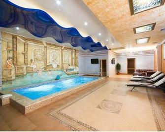Hayat Spa Hotel-New - Pjatigorsk - Pool