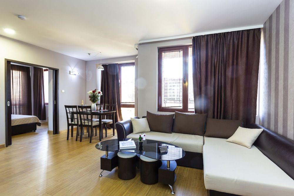 Cityhome Aparthotel thumbnail 3